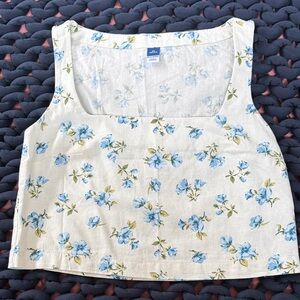 Old Navy Cream and Blue Floral Crop Top